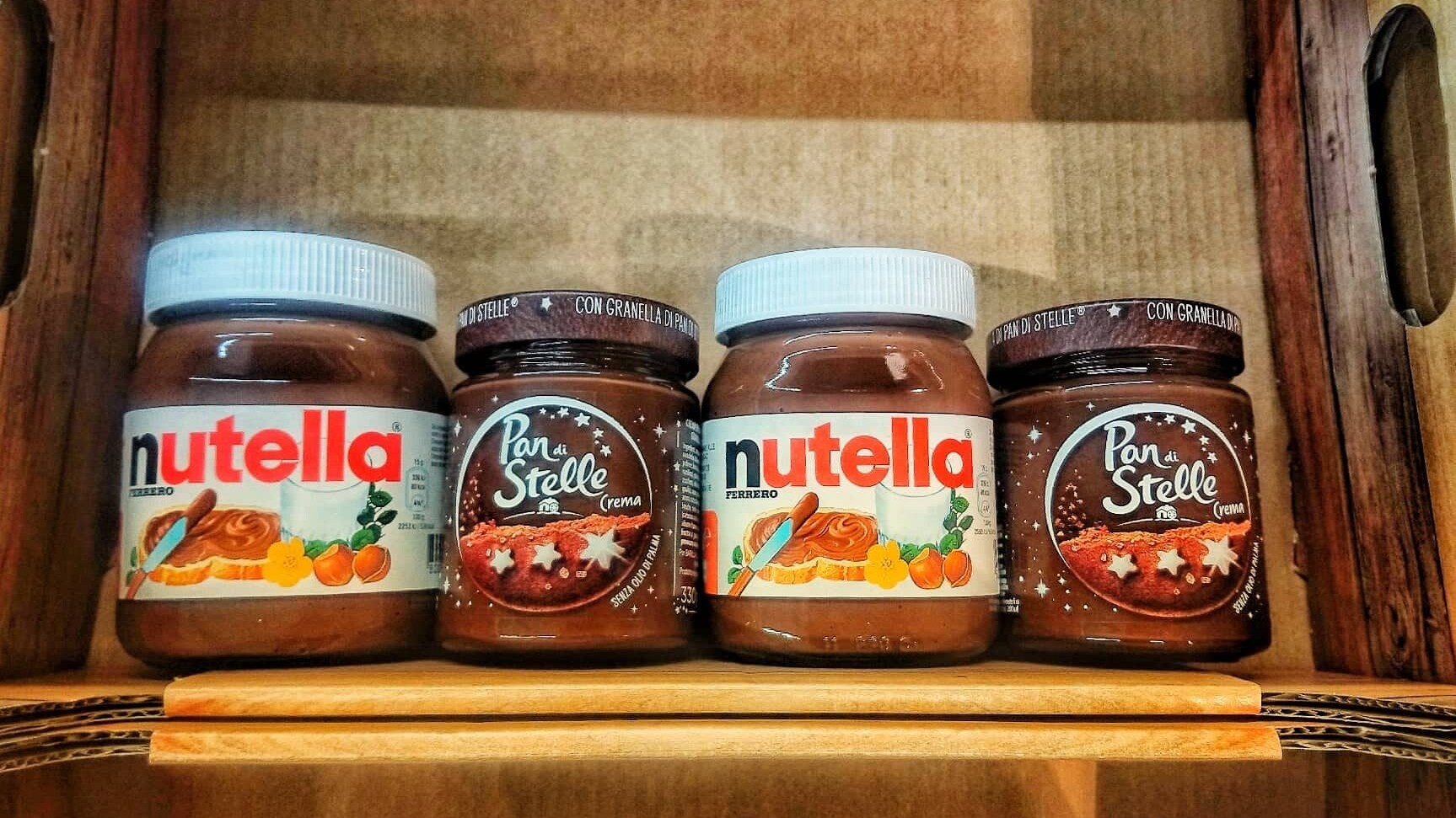 nutella-vs-pan-di-stelle