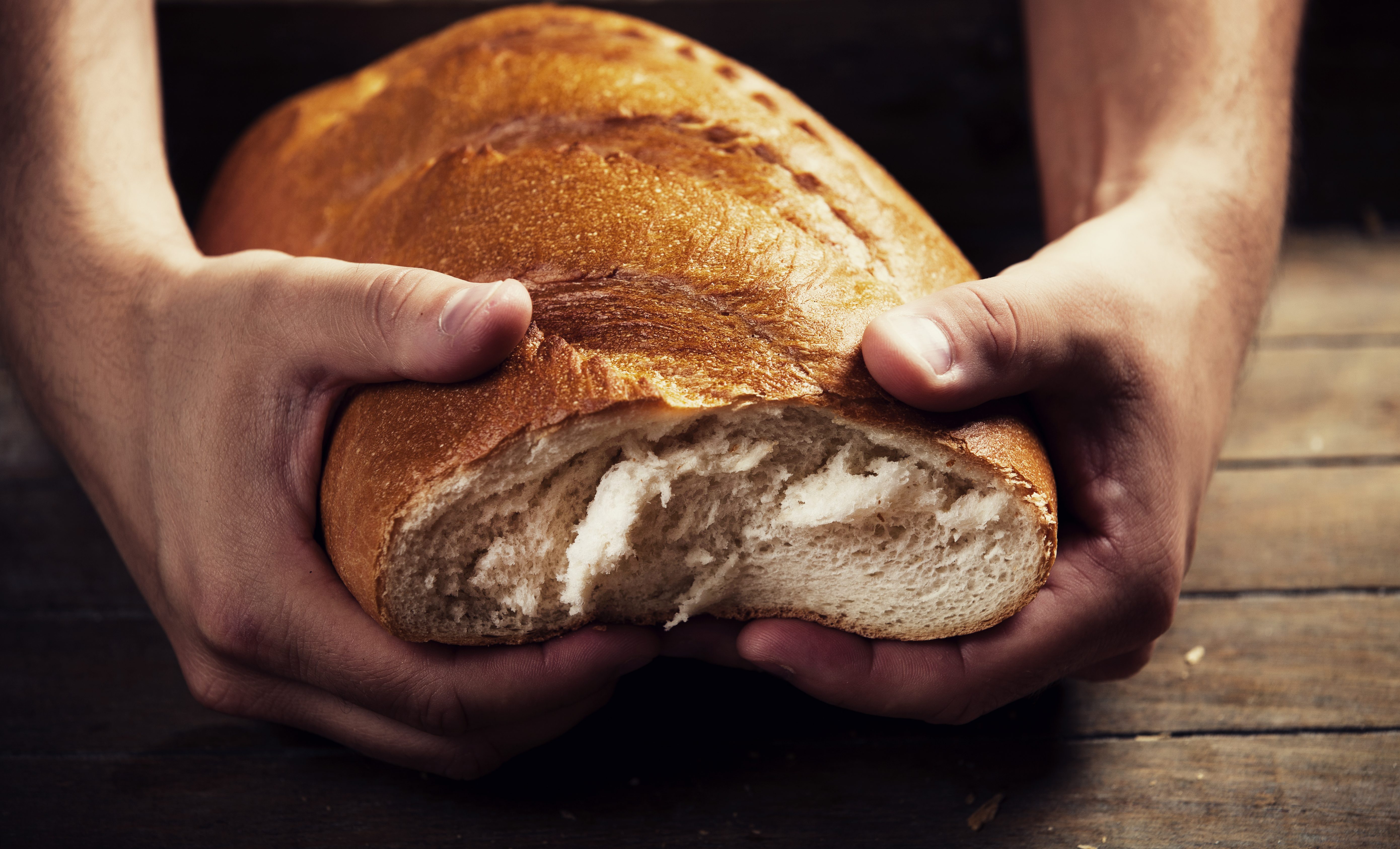 Regalare il pane a chi non ne ha: il forno di ercolano che lascia l'invenduto ai poveri