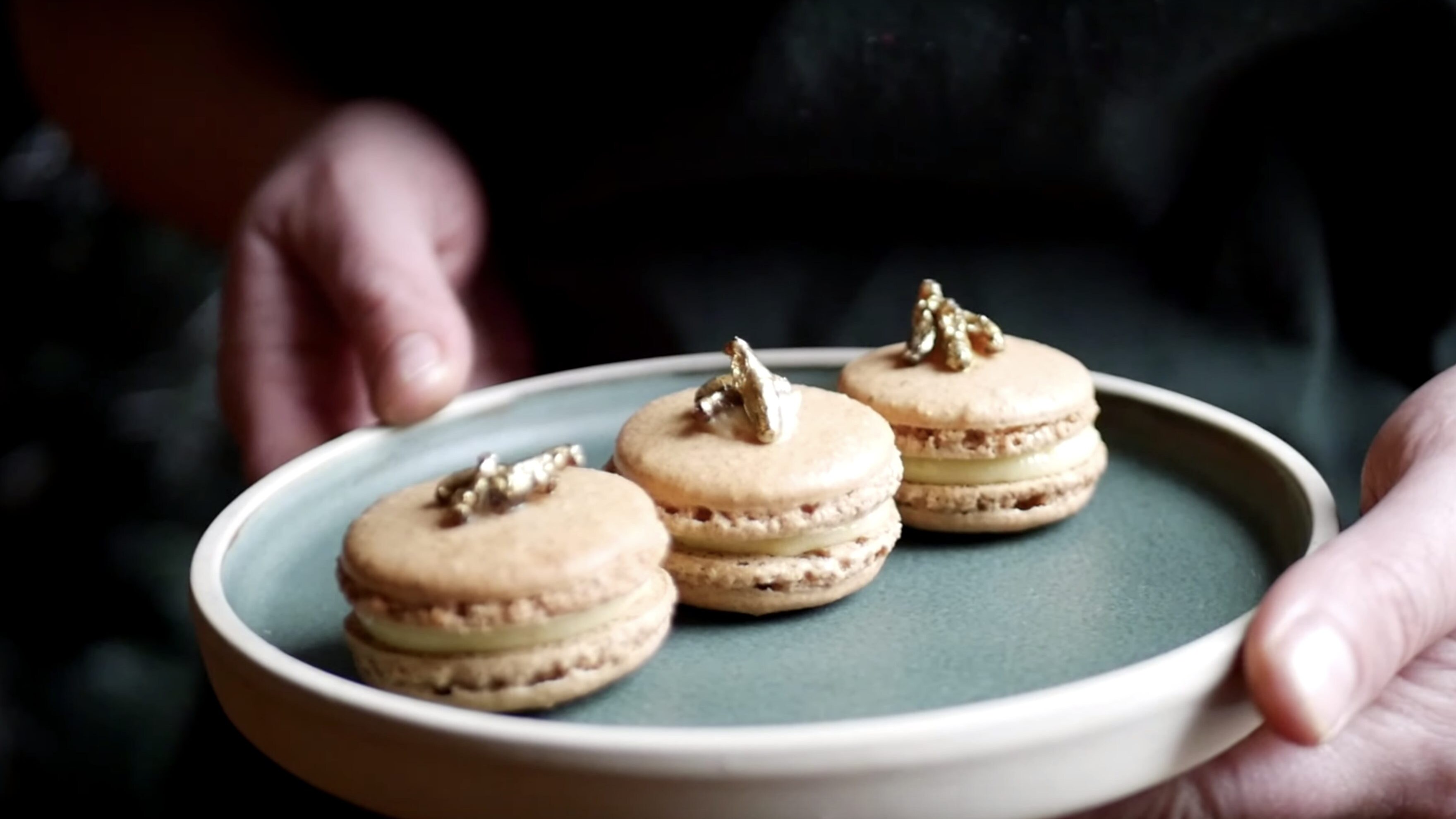 Cricket Macarons, la ricetta con i grillo di Chef Studio