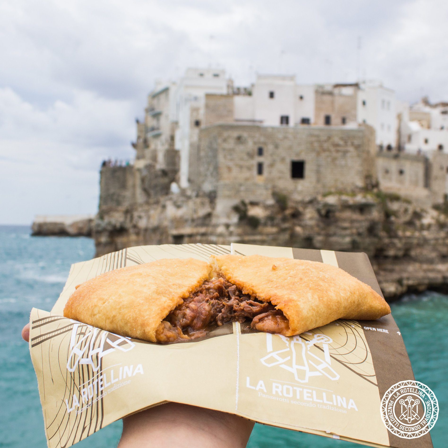 panzerotto-ragù-brasciola-puglia