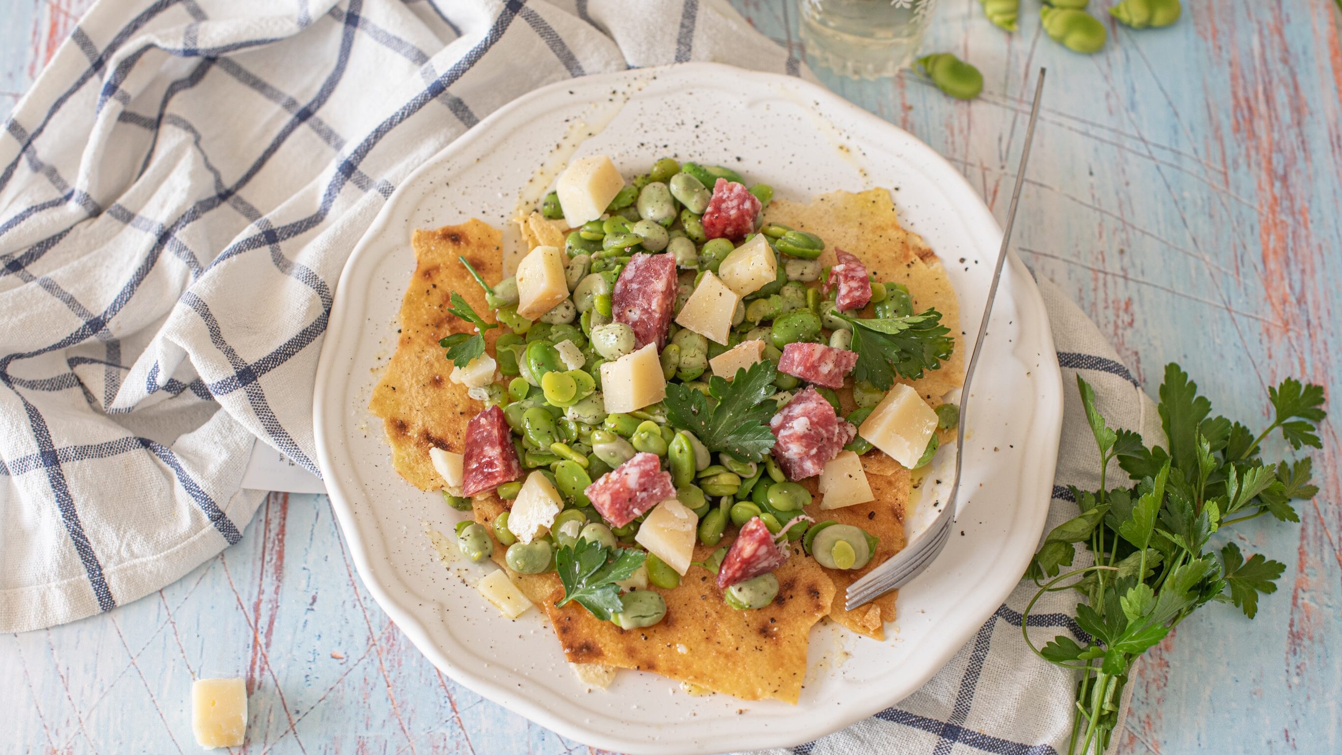 Insalata di fave fresche