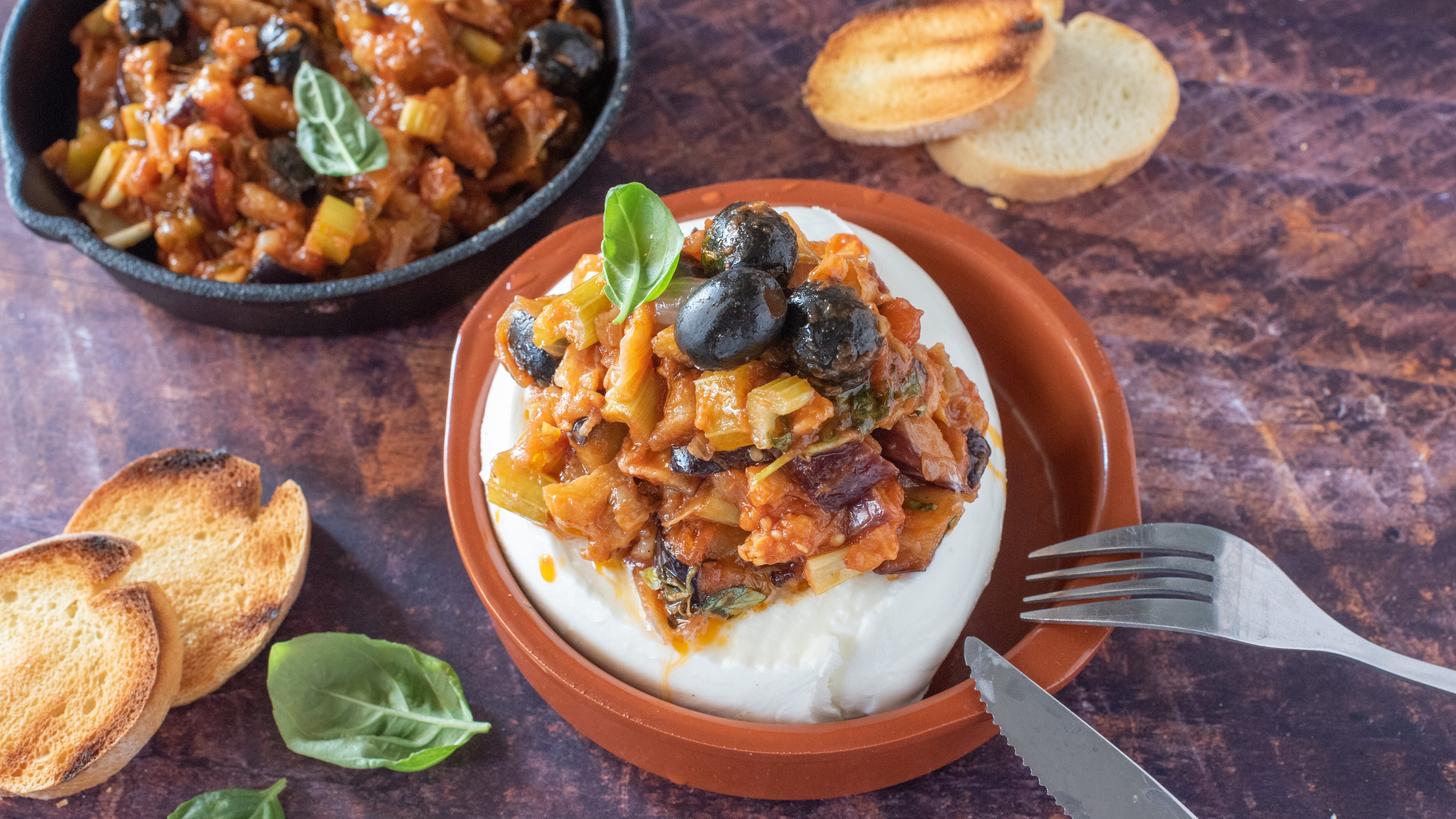 mozzarella ripiena di caponata