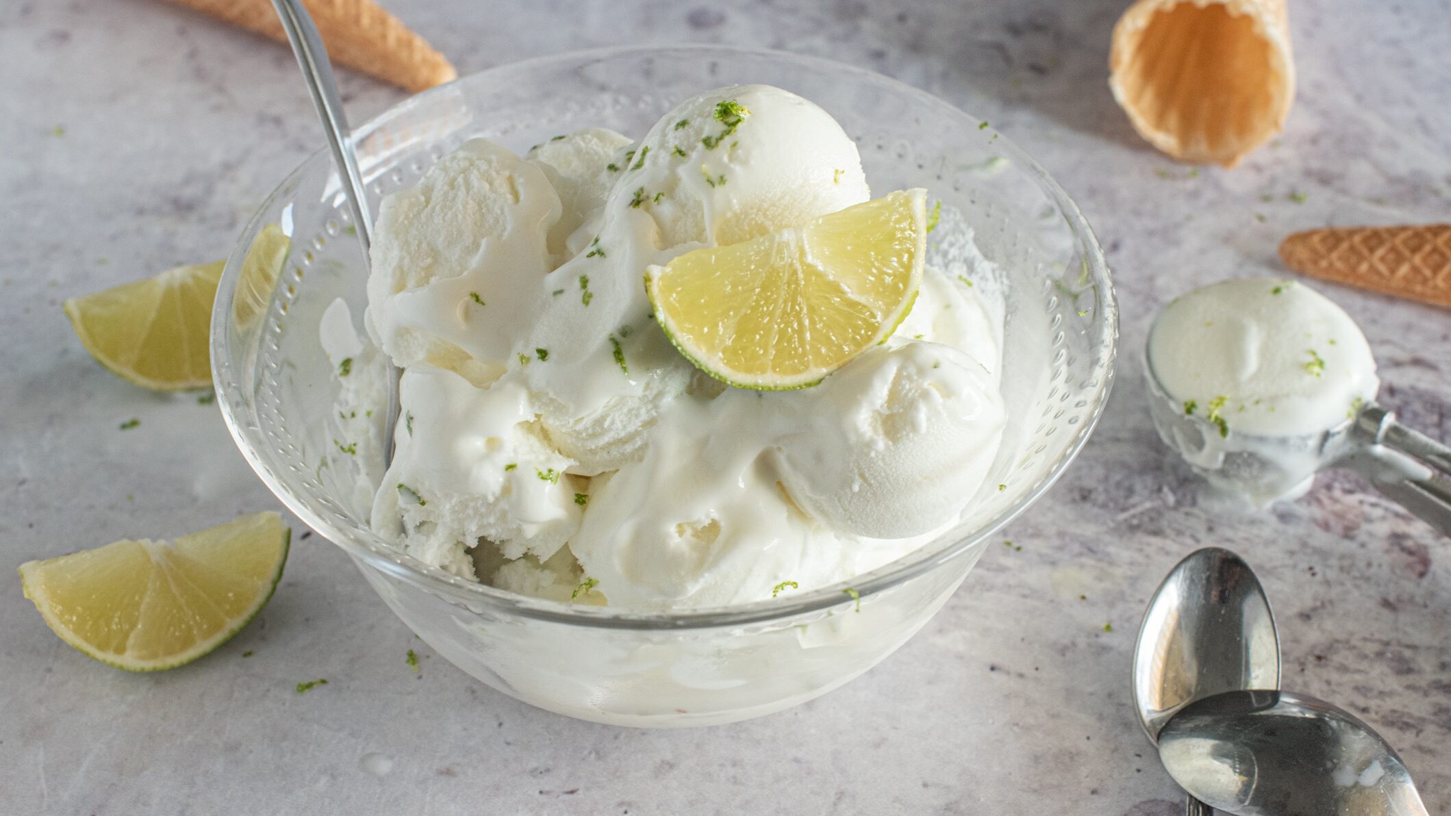 gelato yogurt e lime