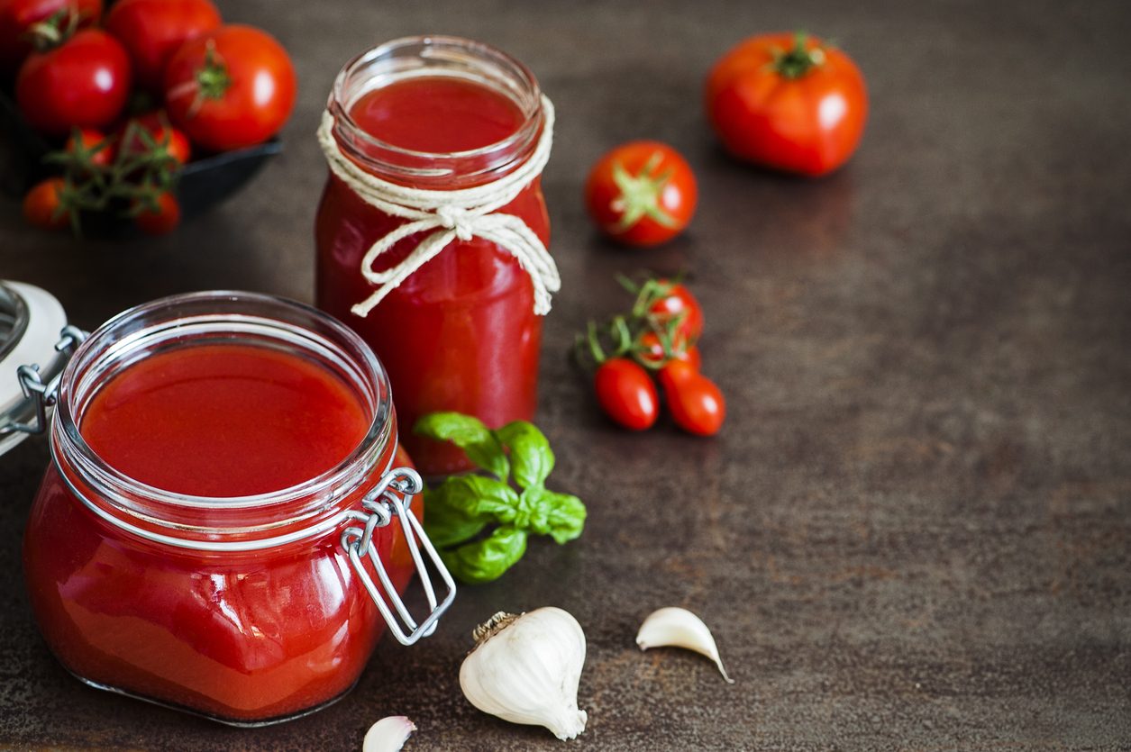 Passata Di Pomodoro Aperta Da Una Settimana