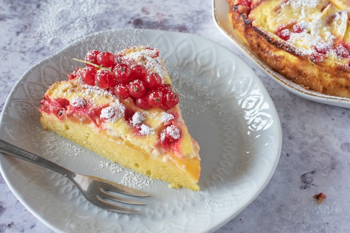 torta di pesche e ribes