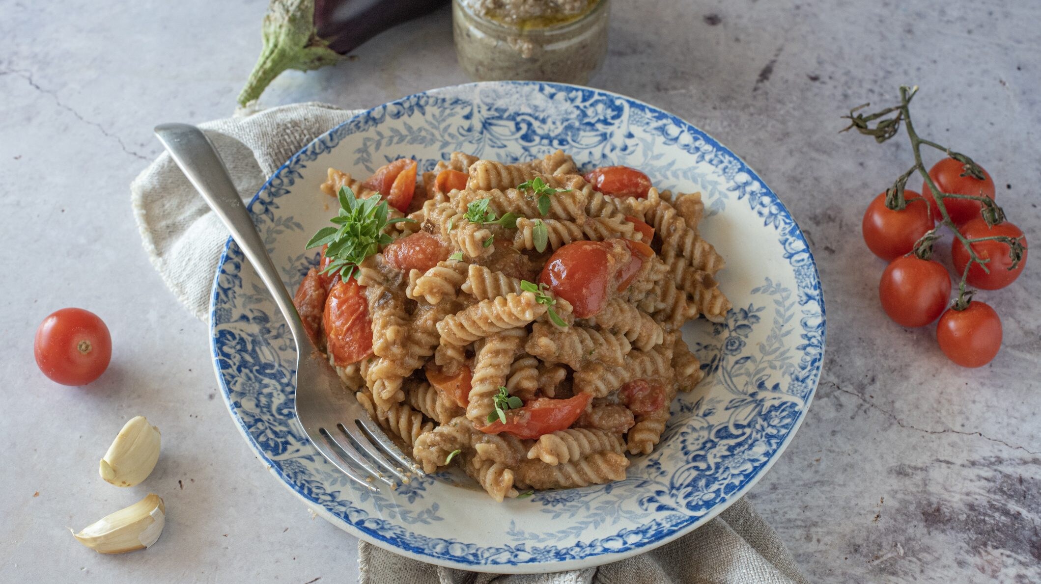 fusilli con crema di melanzane