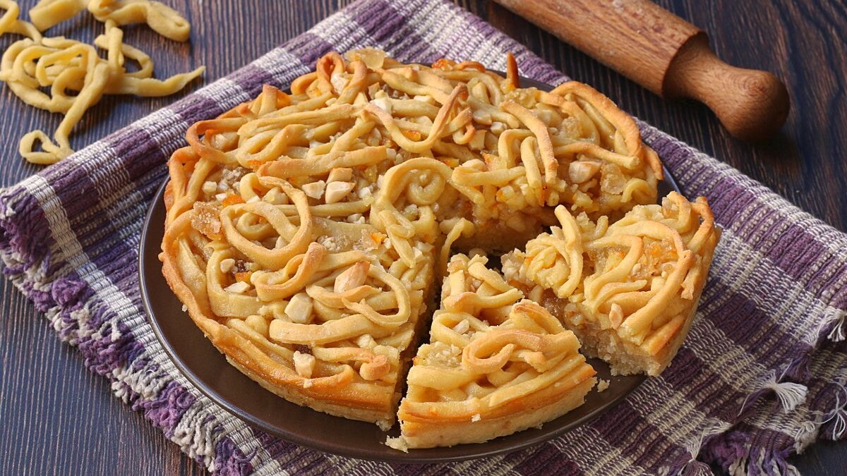 Torta di tagliatelle emiliana