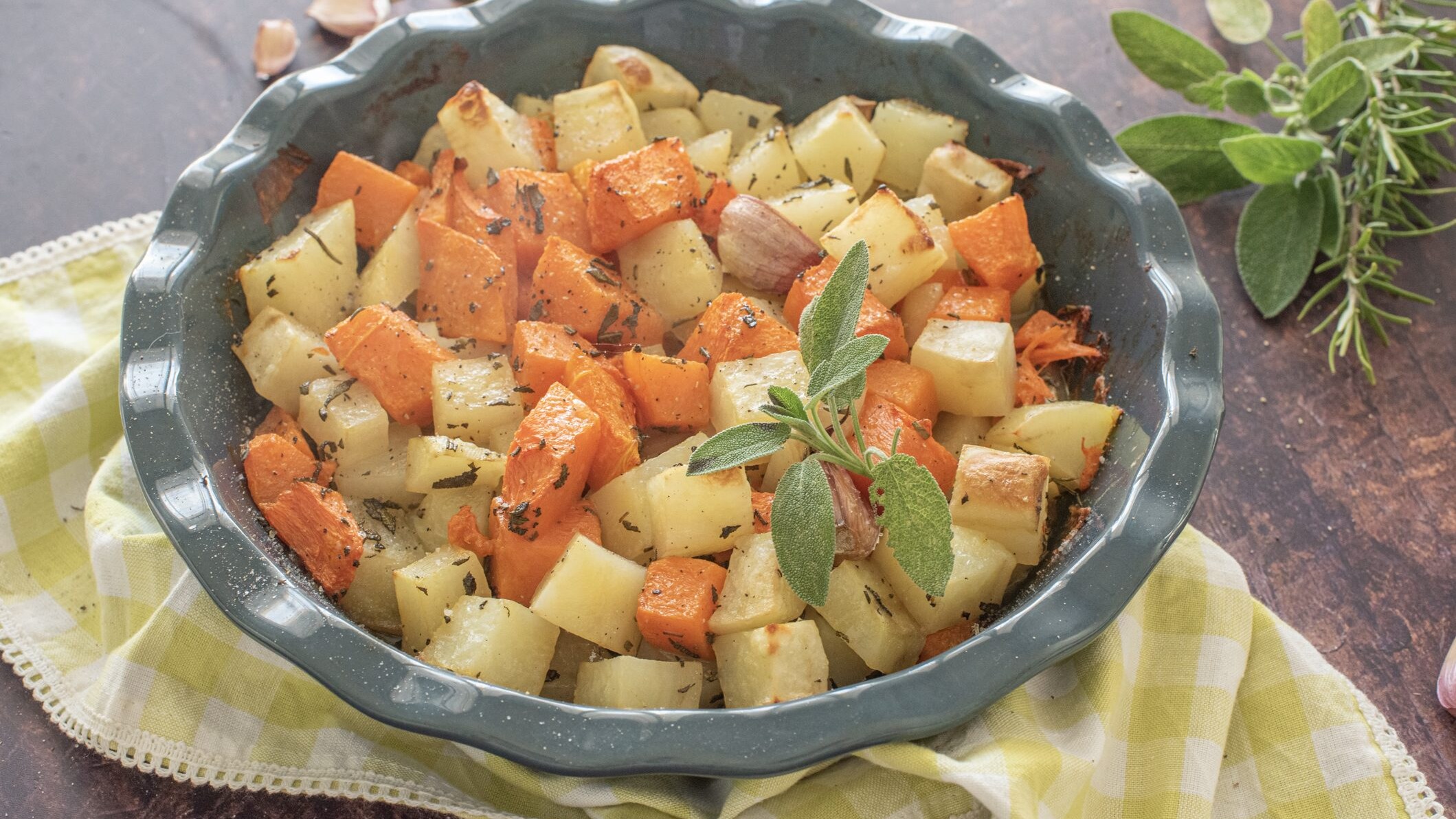 zucca e patate al forno