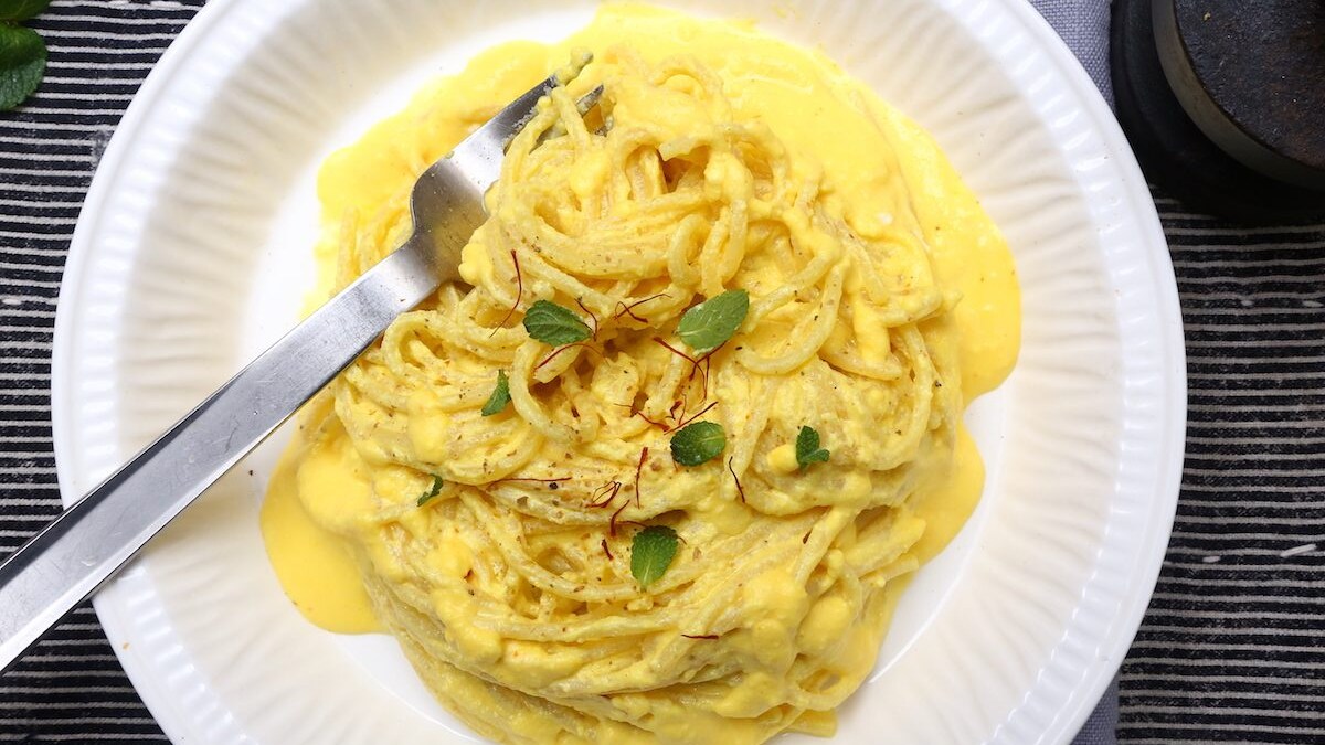 8_pasta ricotta e zafferano servita_pasta ricotta e zafferano©Gooduria lab