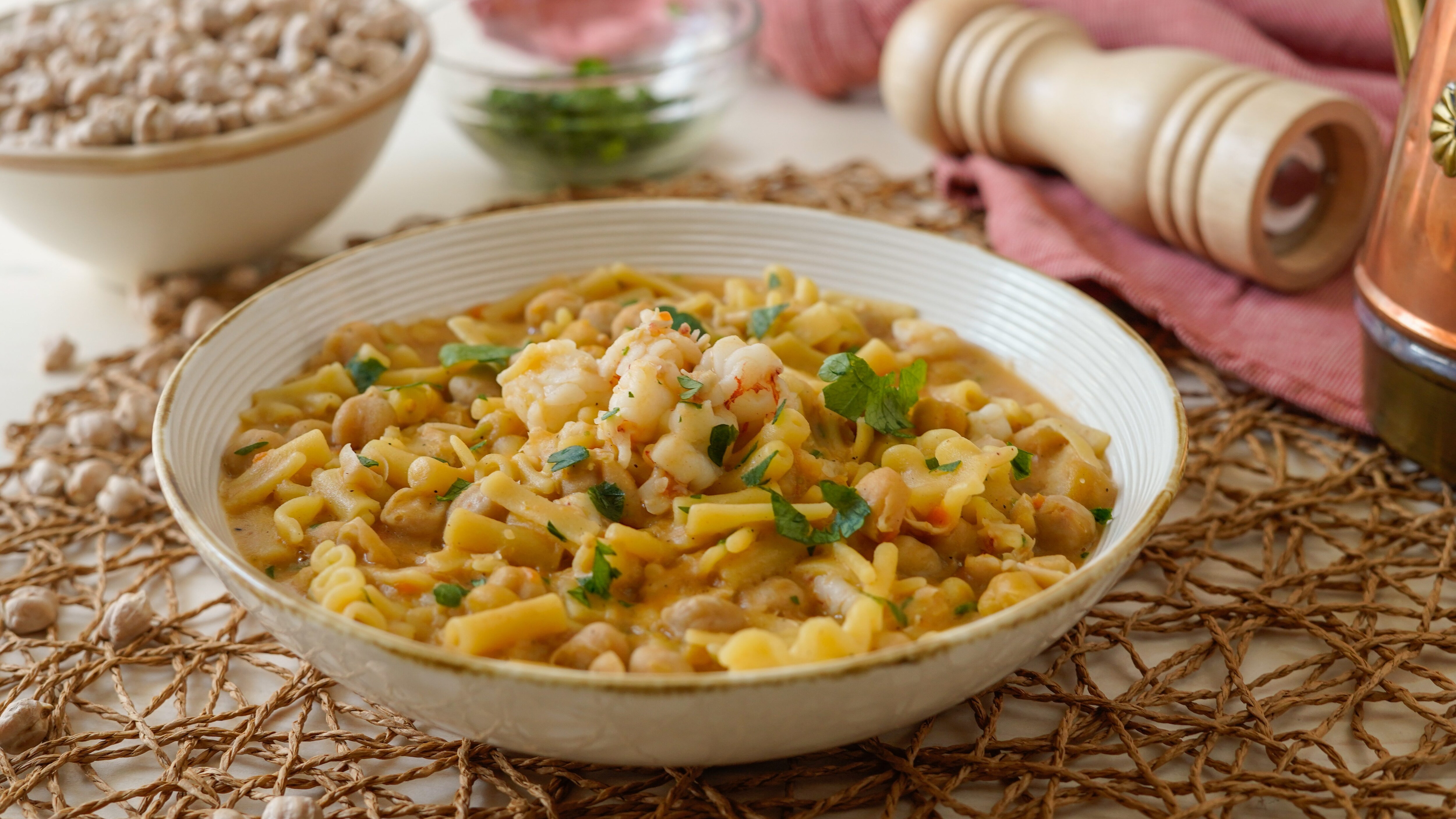 pasta ceci e gamberi