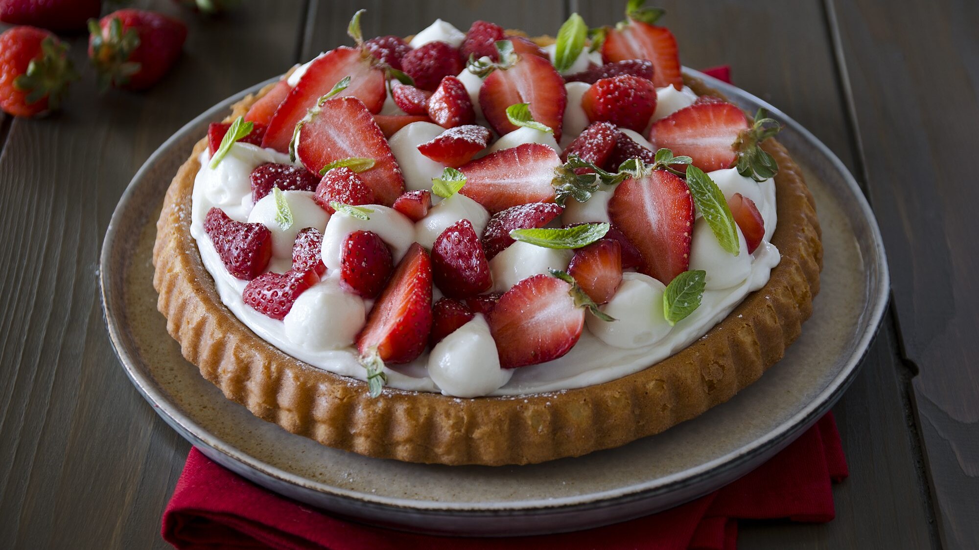 Crostata-morbida-alle-fragole