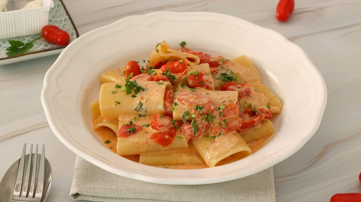 Paccheri cremosi ai pomodori