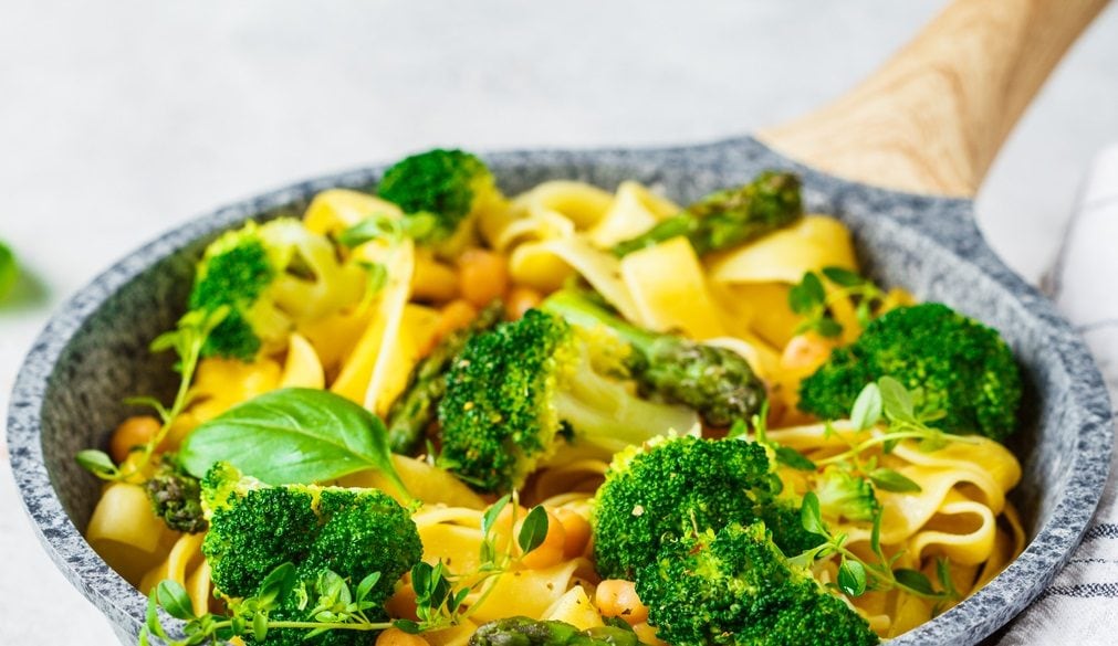 Pasta ceci e broccoli la ricetta del primo piatto gustoso e nutriente