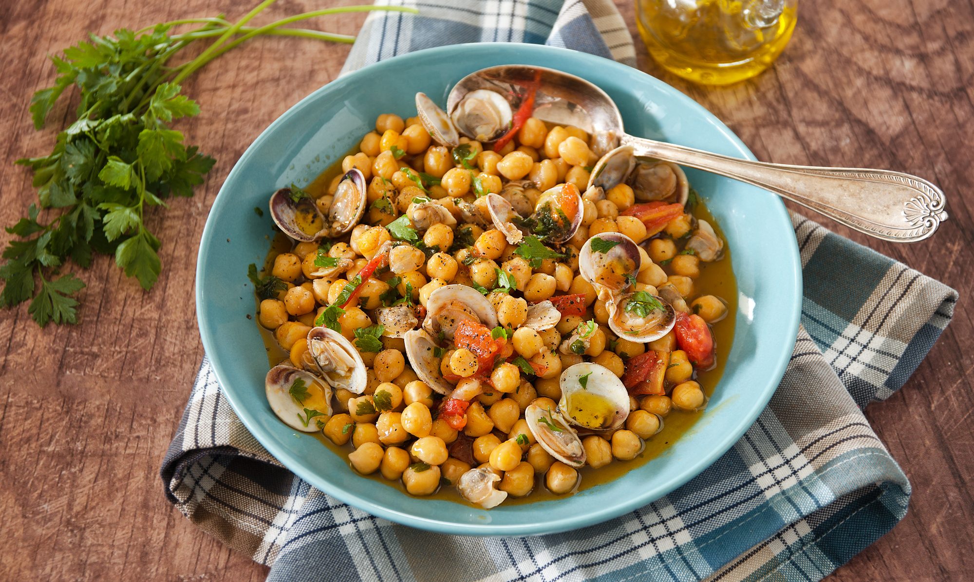 Zuppa di ceci e vongole