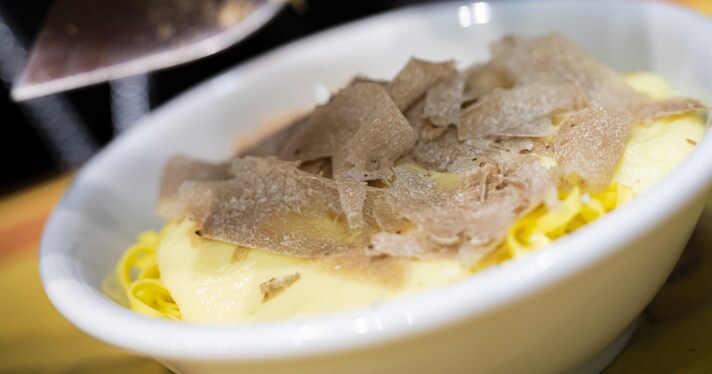 pasta fresca con tartufo bianco