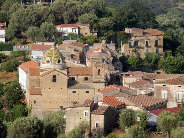 lenticosa borgo centro storico