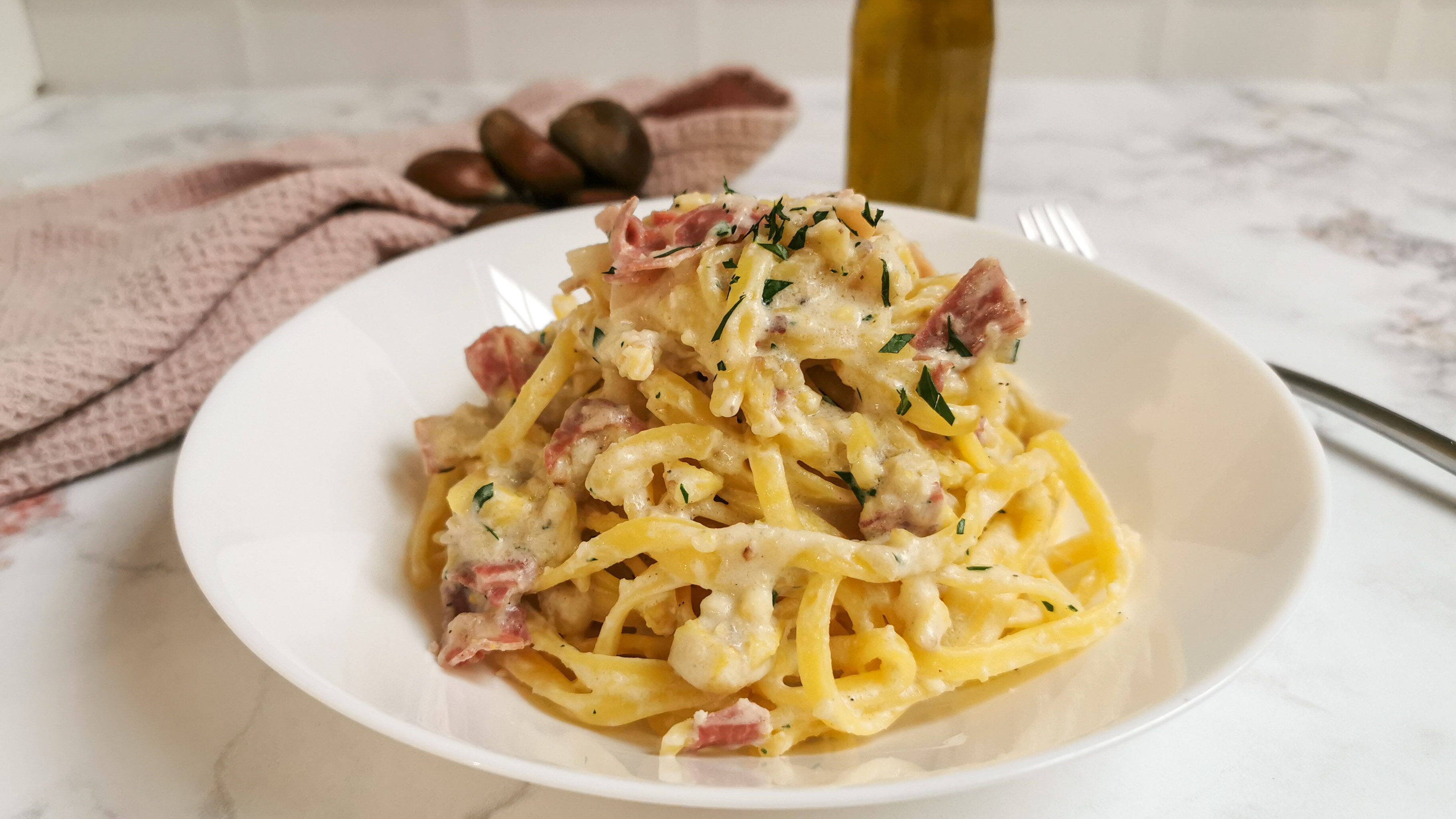 Tagliolini con sugo di castagne e pancetta