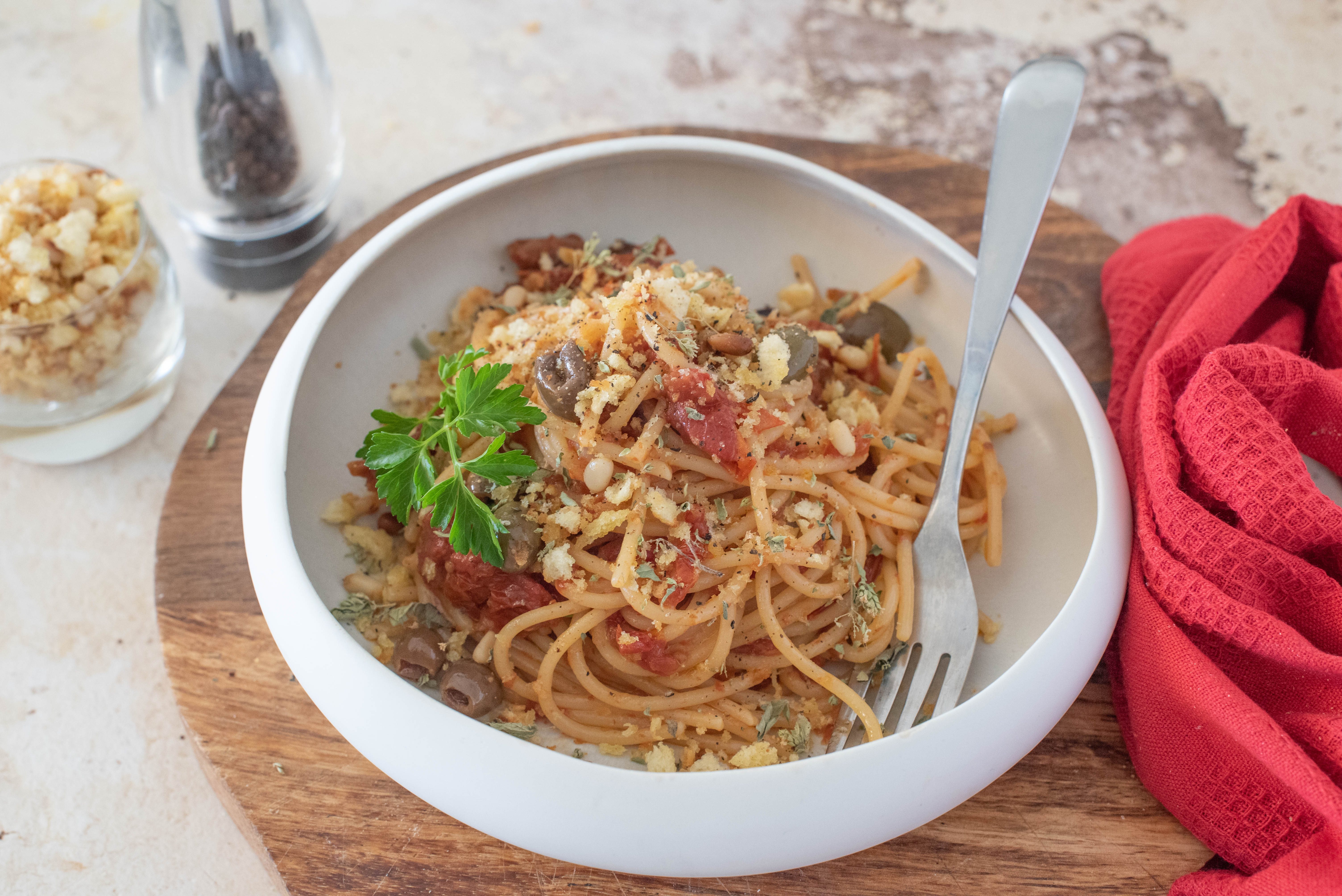 pasta con pomodori secchi alla siciliana
