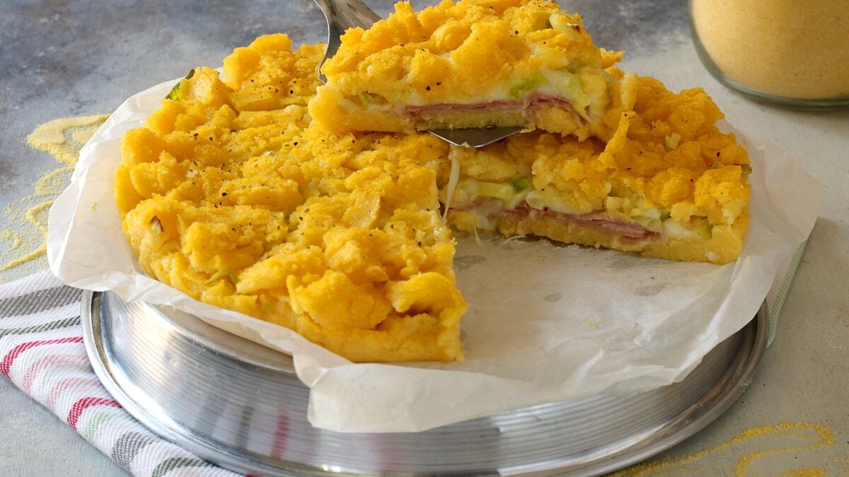 Sbriciolata di polenta farcita