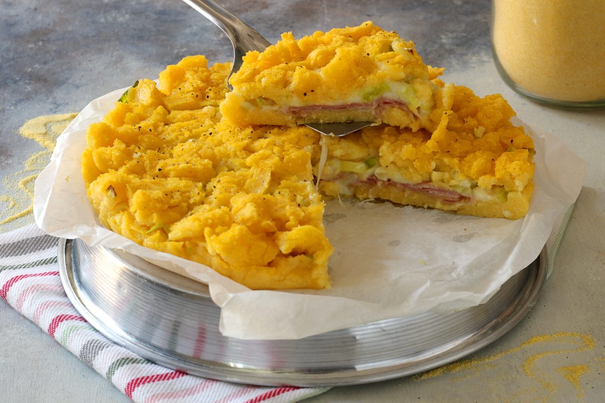Sbriciolata di polenta farcita