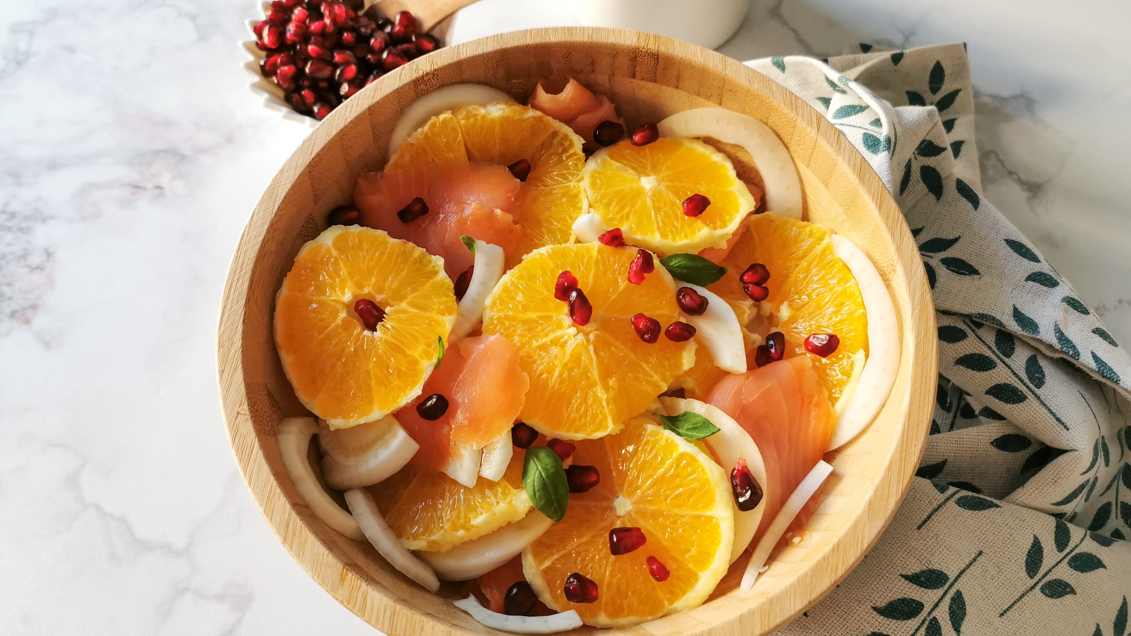 Insalata di salmone, arancia e finocchi