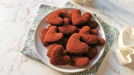 Cuoricini di frolla al cacao
