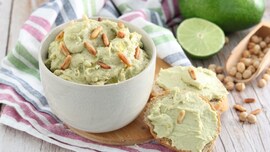 hummus-di-avocado