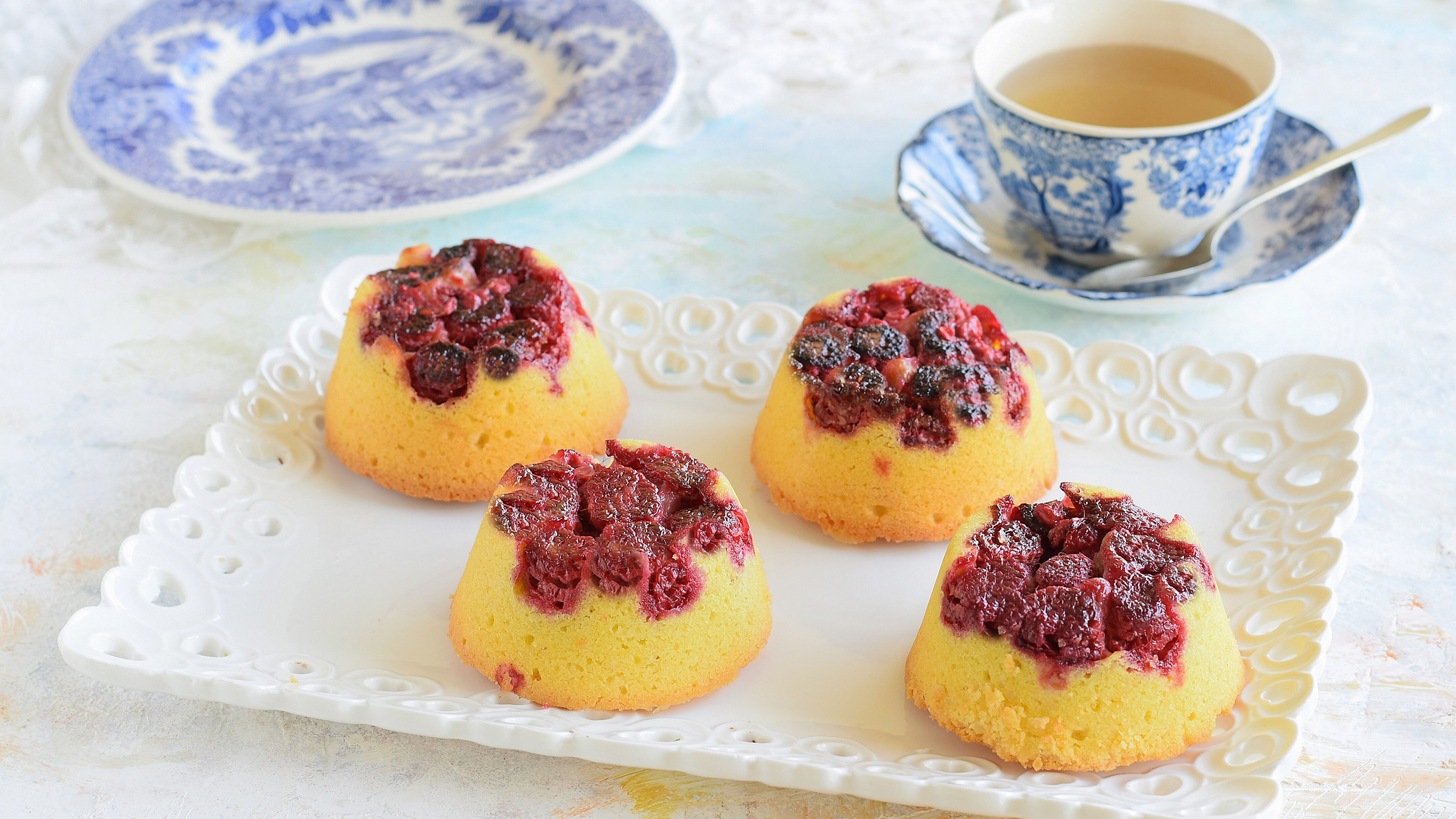 Tortini rovesciati ai lamponi: la ricetta raffinata per un dessert da invito
