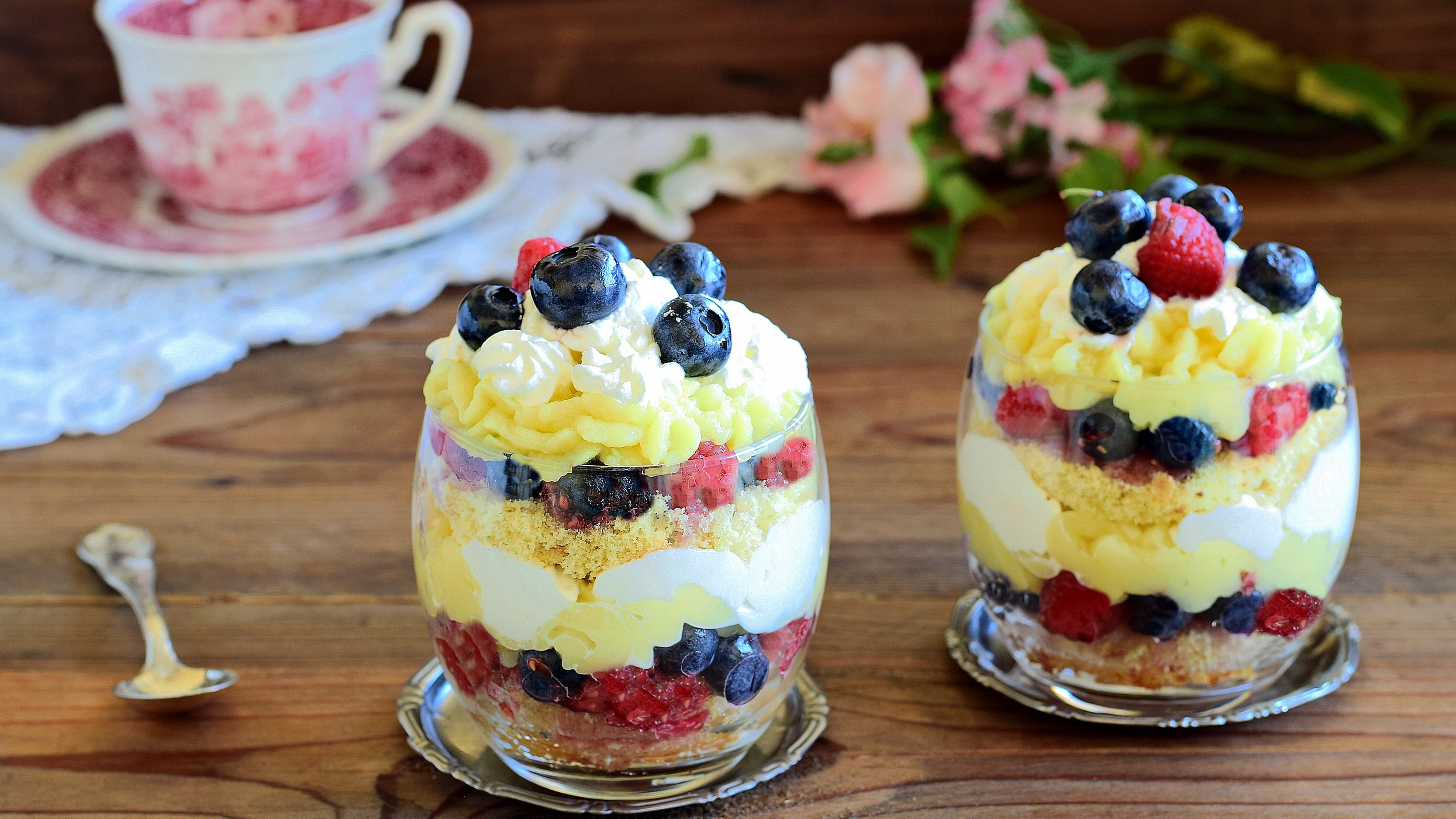 Trifle: la ricetta del goloso dolce inglese a strati