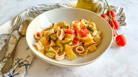 Pasta calamari e zucchine