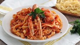 tagliatelle-all-uovo-al-ragu-di-pesce