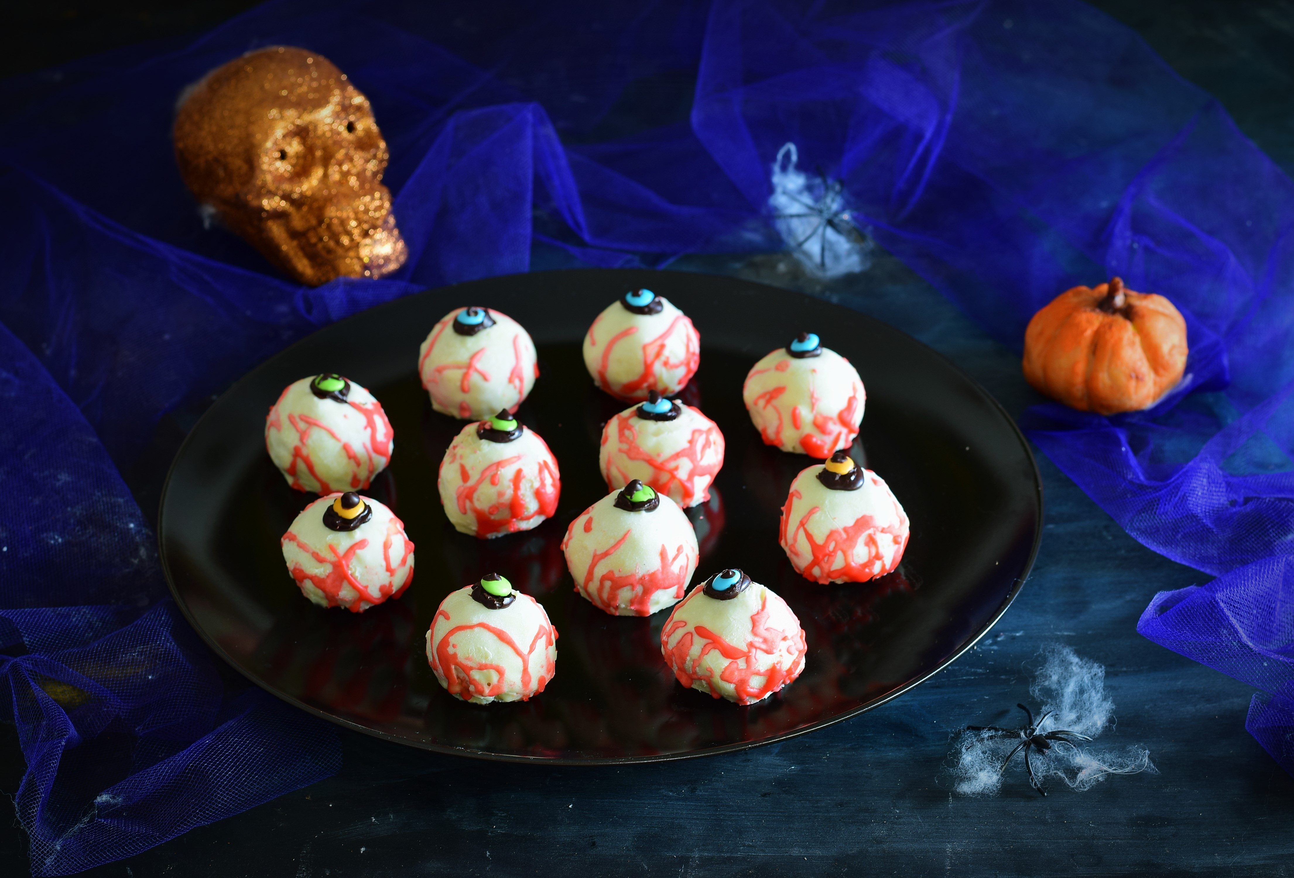 Occhi insanguinati di Halloween: la ricetta più "mostruosa" che ci sia!