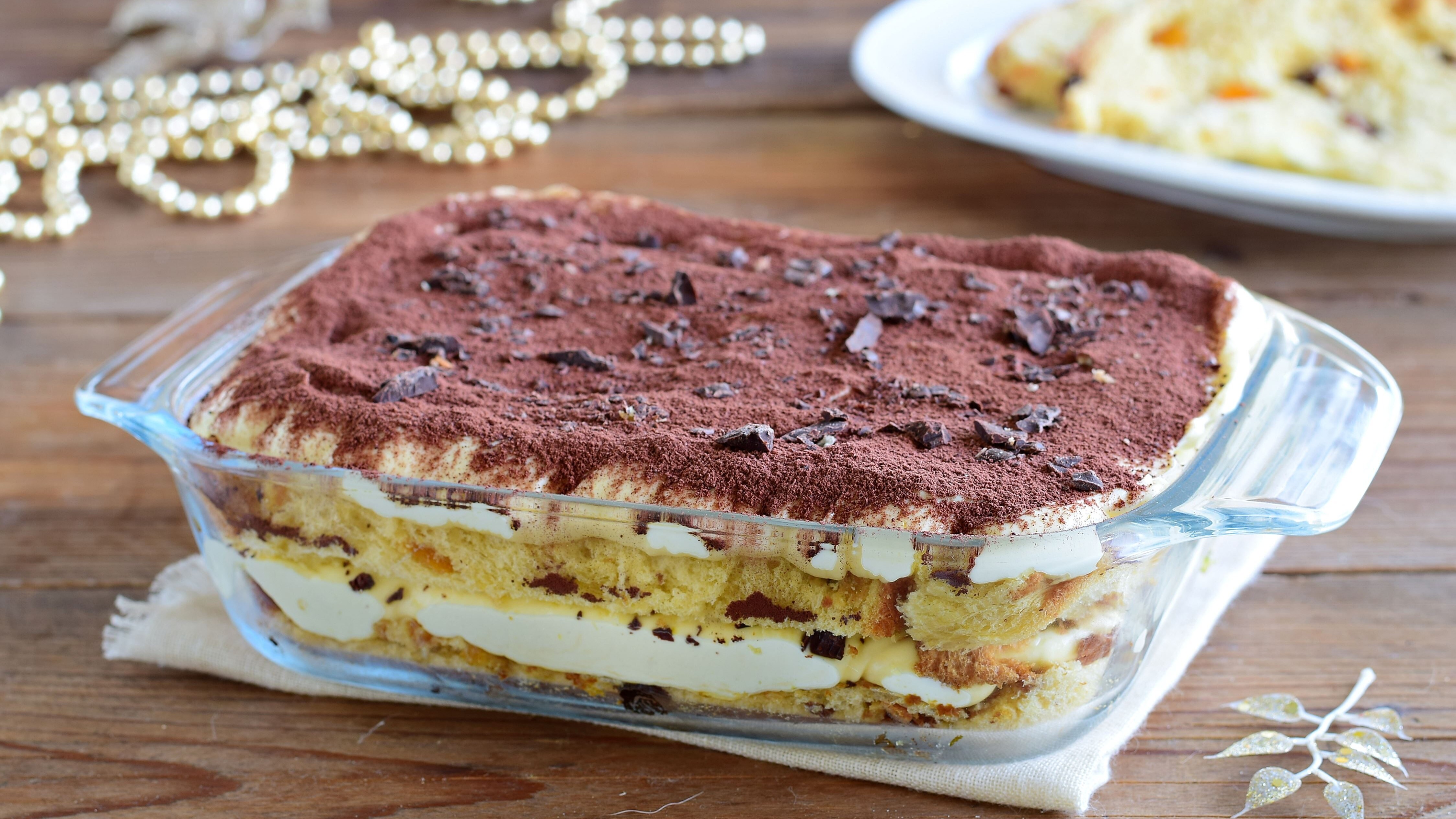 Tiramisù di panettone: la ricetta di Natale imperdibile