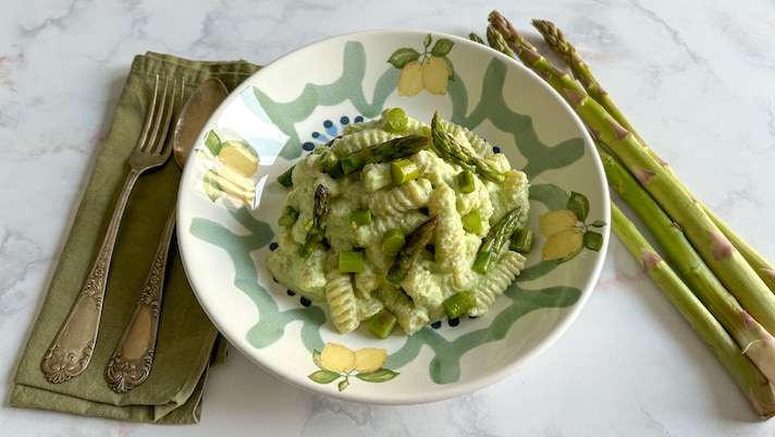 Pasta ricotta e asparagi