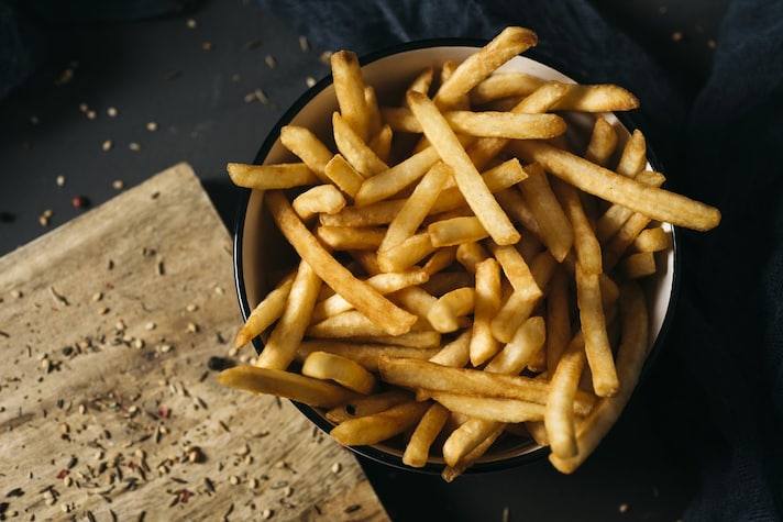 patatine-fritte-fanno-male-studio-cina