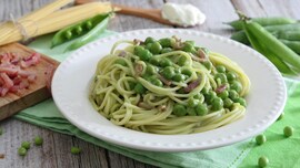 pasta-con-baccelli-di-piselli