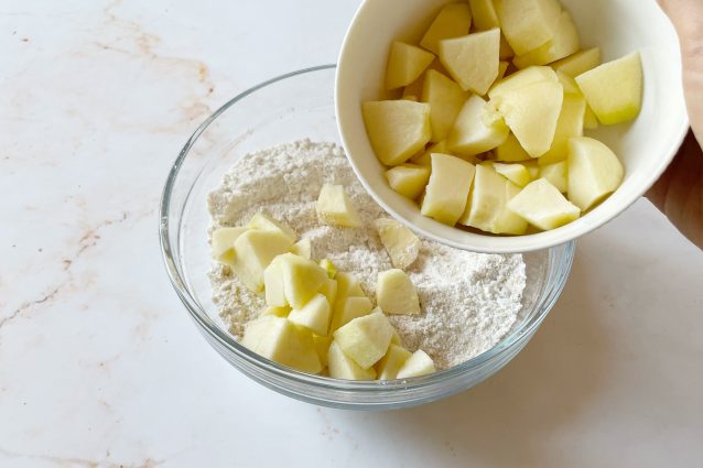 Apfel-Amaretti-Kuchen: das Rezept für ein Dessert mit intensivem ...