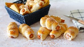 Paninetti con würstel