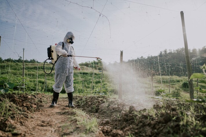 pesticidi-wwf-estinzione-umana