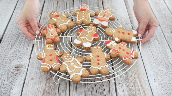 biscotti-di-pan-di-zenzero-gingerbread