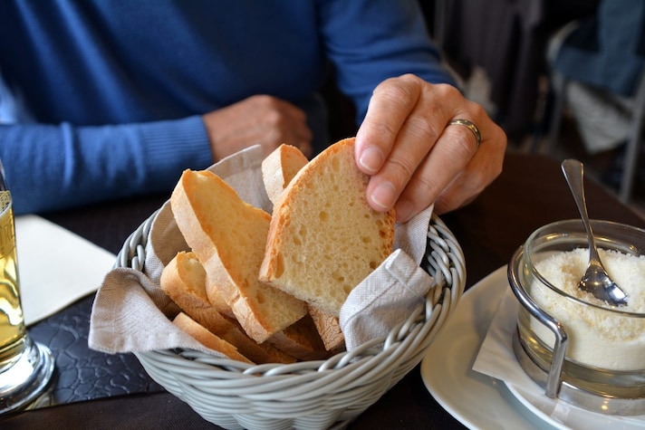 perche-cestino-pane-ristorante