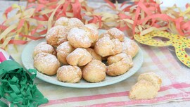 castagnole-in-friggitrice-ad-aria