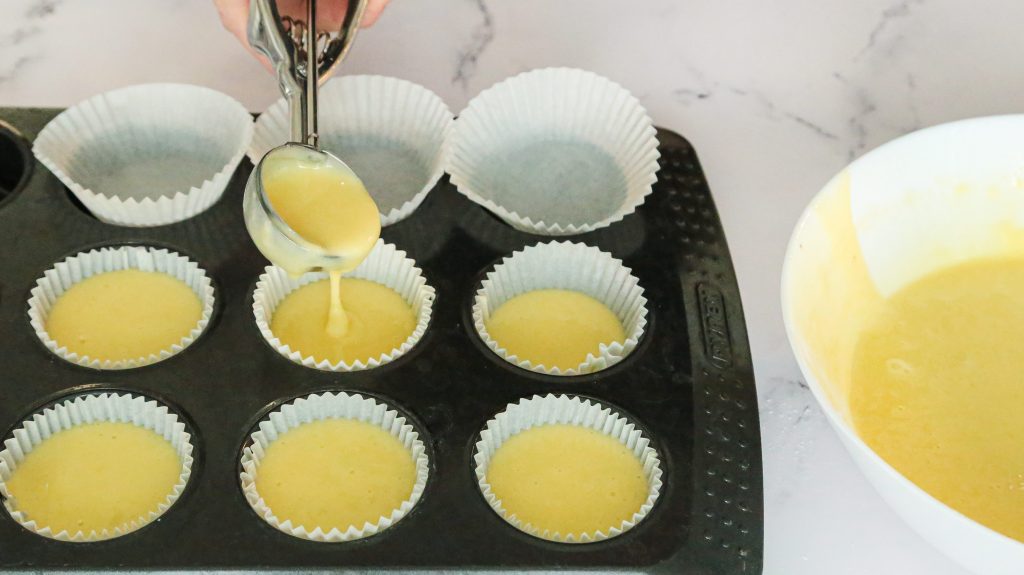 Zitronenmuffins: das Rezept für weiche und duftende glasierte Kuchen ...
