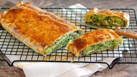 Strudel broccoli e salsiccia