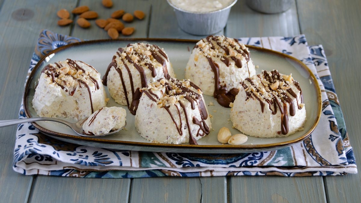Mousse di mandorle