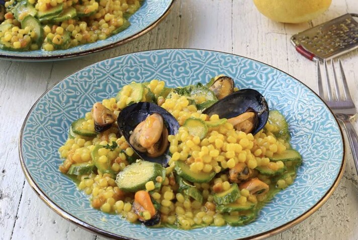 che-vino-abbinare-alle-cozze-fregola-zafferano