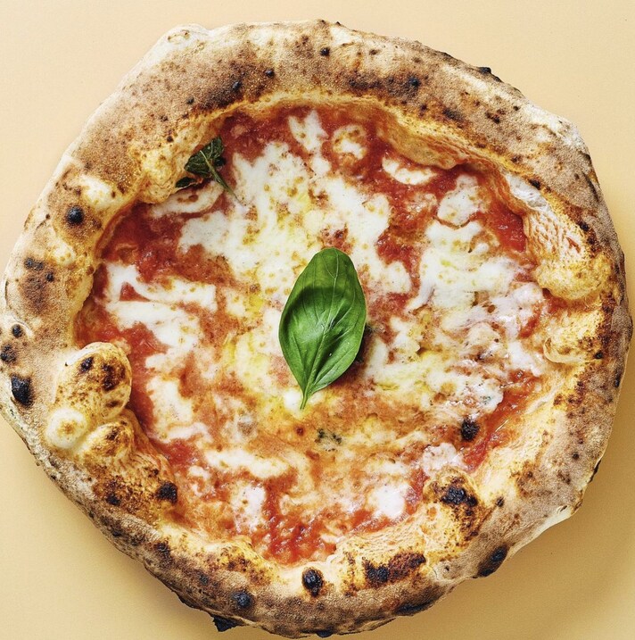 cosa-e-dove-mangiare-a-parigi-pizza-peppe-paris