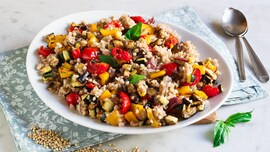 Insalata di grano saraceno con verdurine