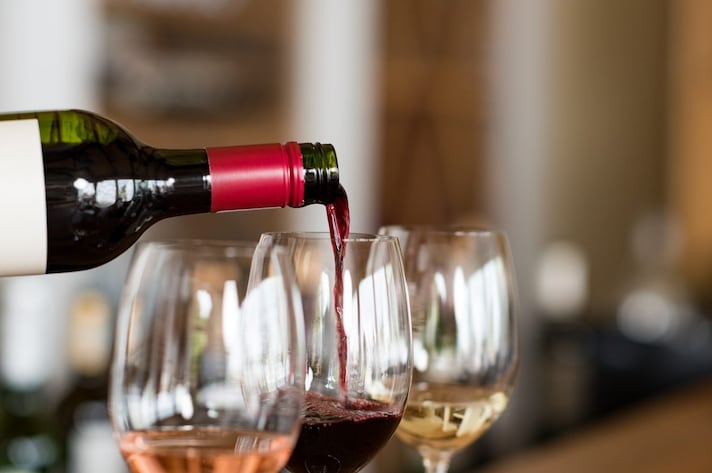come-capire-se-il-vino-e-andato-a-male-aspetto-visivo