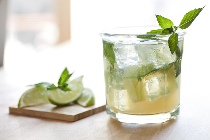 cosa-sono-i-cocktail-pestati-quali-i-migliori-caipirinha